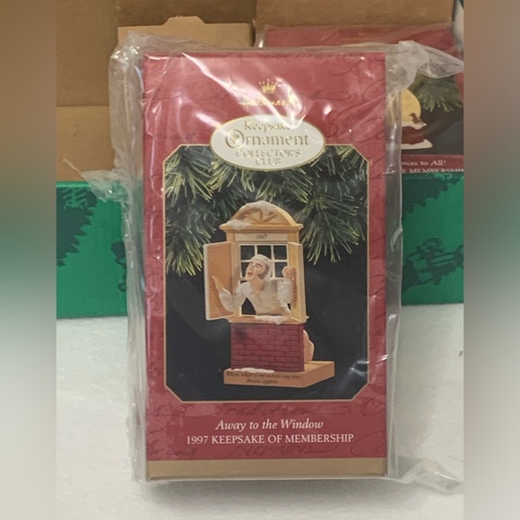 UNOPENED 1997 HALLMARK KEEPSAKE ORNAMENTS COLLECTORS CLUB w/ BOX - Picture 4 of 5